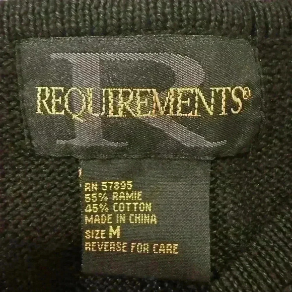 Women’s Vintage Requirements Vest - Picture 4 of 6